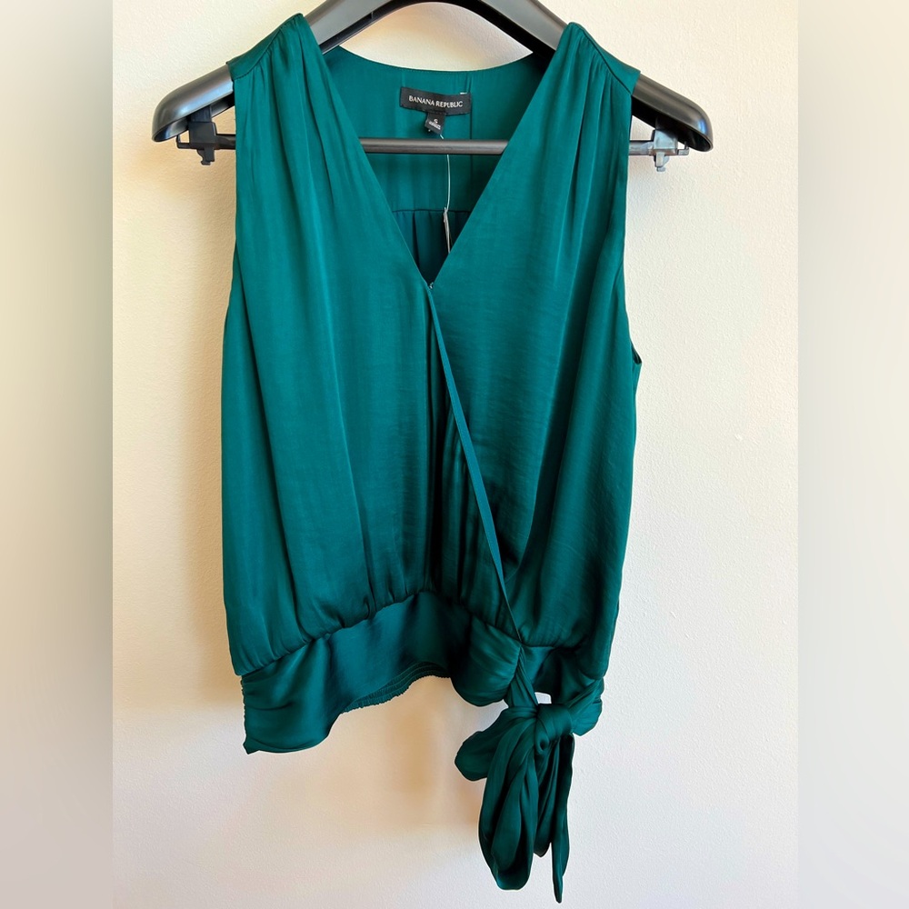 NWT Banana Republic wrap blouse